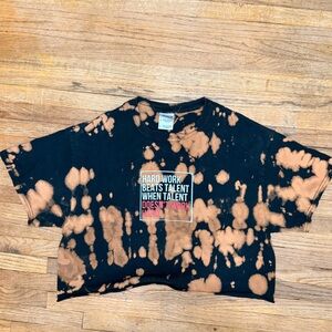 Motivational Tie-Dye Crop Top - Black and Tan